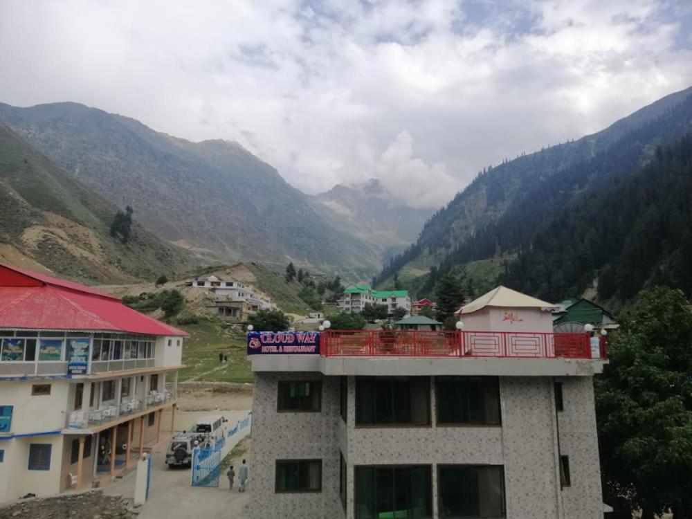 Cloud Way Hotel Naran Exterior foto
